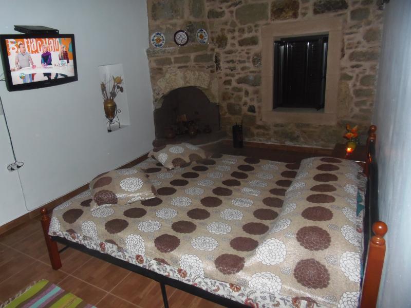 Villa Traditional Aphrodite Charaki